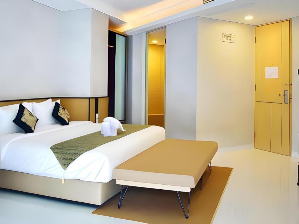บีบีซี โฮเต็ล ลัมปุง บันดาร์ชายา Hotel Gunungsugih ภายนอก รูปภาพ