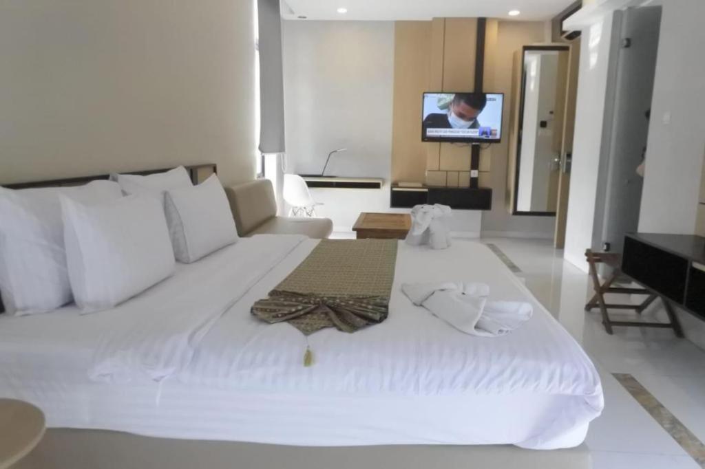 บีบีซี โฮเต็ล ลัมปุง บันดาร์ชายา Hotel Gunungsugih ภายนอก รูปภาพ